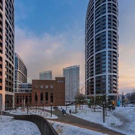 Sky-Park Flat&Parking Apartment Bratislava Bagian luar foto